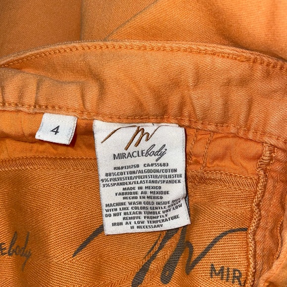 Yellow jeans - Picture 6 of 6